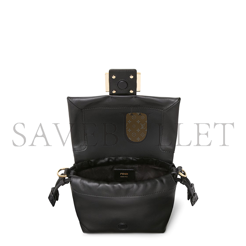 F**di mamma baguette small 8bs105abvef0kur (16*13*10cm)